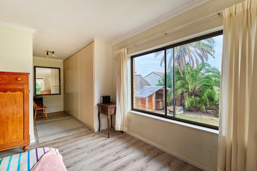 5 Bedroom Property for Sale in Flamingo Vlei Western Cape